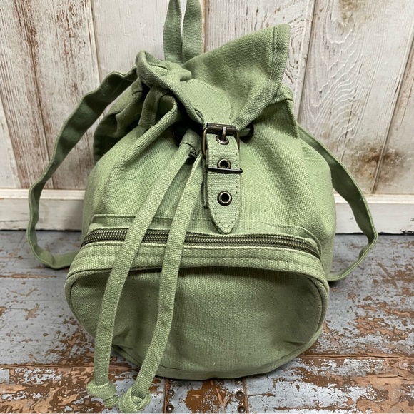 Small Canvas Backpack - Picture 4 of 10